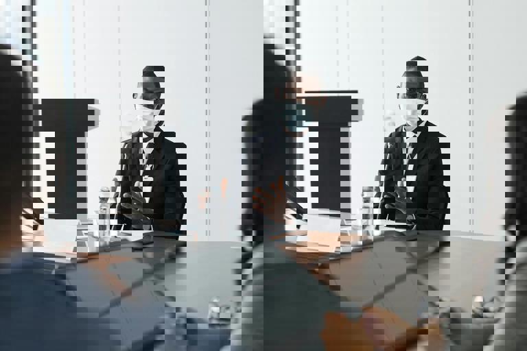 Parliament Clash Stalls Bill on Minimum Wage Increase Amid Heated Debate