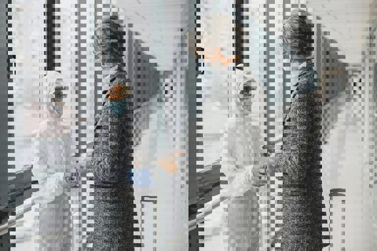 Half a Million Pounds Found Stuffed in Luggage at Gatwick Airport